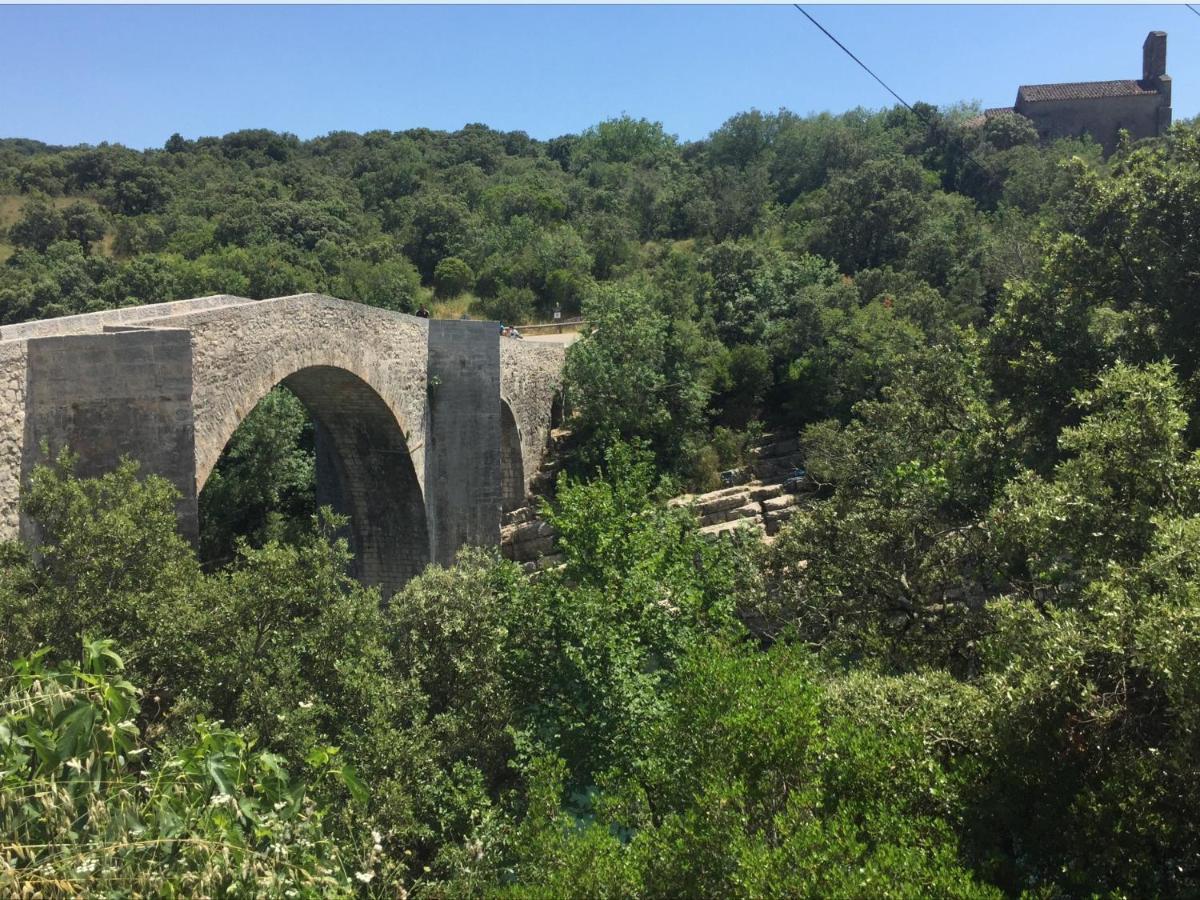 Le Castellas Du Pic St Loup Saint-Mathieu-de-Treviers ภายนอก รูปภาพ