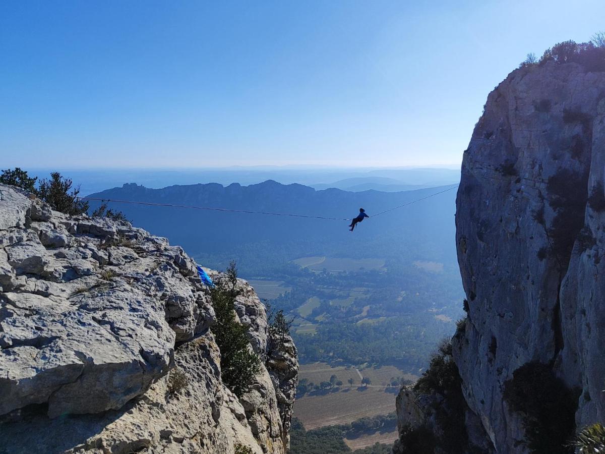 Le Castellas Du Pic St Loup Saint-Mathieu-de-Treviers ภายนอก รูปภาพ